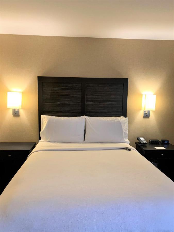 Holiday Inn Dublin - Pleasanton By Ihg Exterior foto